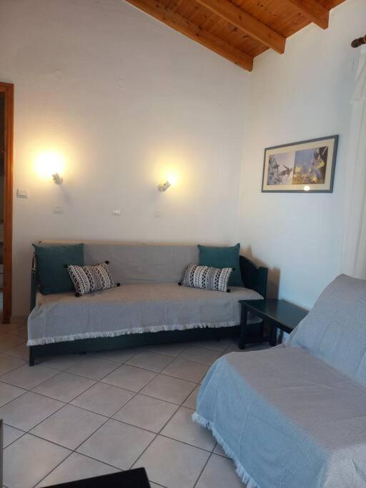Appartement Δίχωρο Στούντιο Στον Κέντρο Του Αρμενιστή à Armenistis  Extérieur photo
