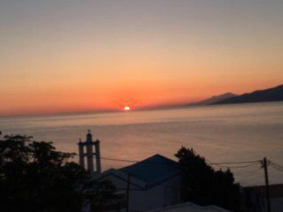 Appartement Δίχωρο Στούντιο Στον Κέντρο Του Αρμενιστή à Armenistis  Extérieur photo